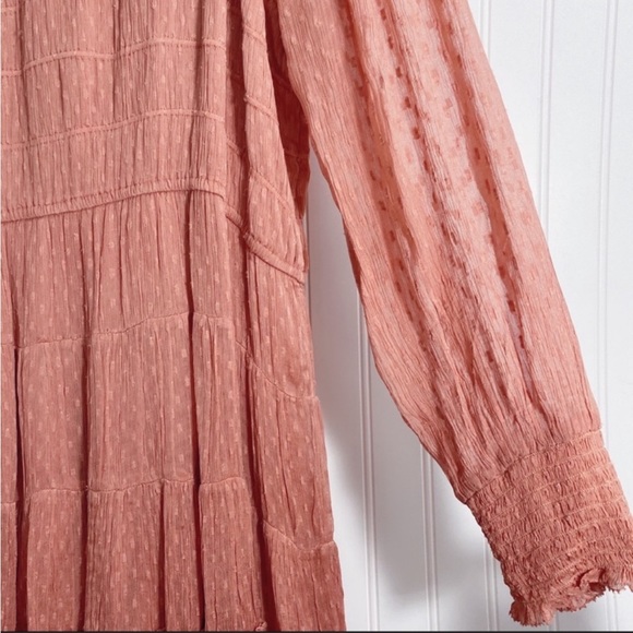 Beautiful, never worn - Picture 6 of 6